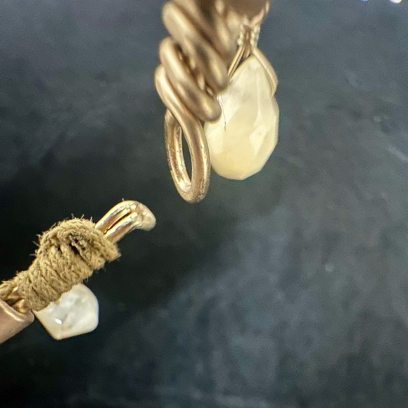 J Jill Antique gold colored Hook Closure Bracelet - Picture 7 of 10